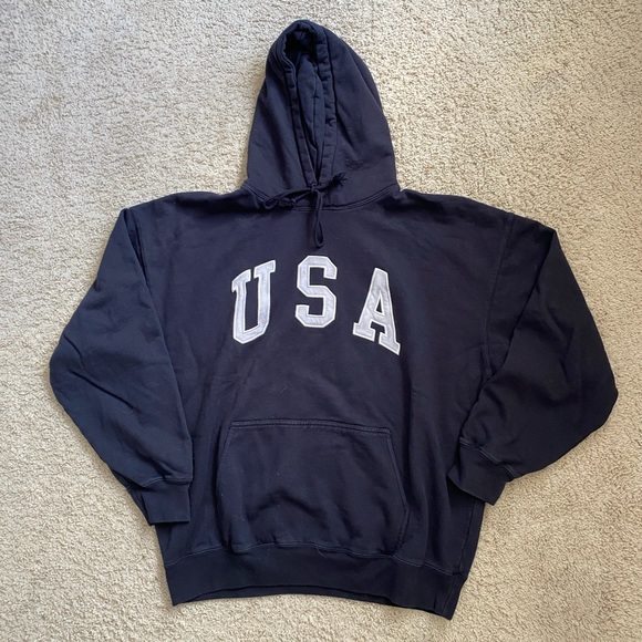 Brandy Melville Jackets & Blazers - Brandy Melville USA Sweatshirt